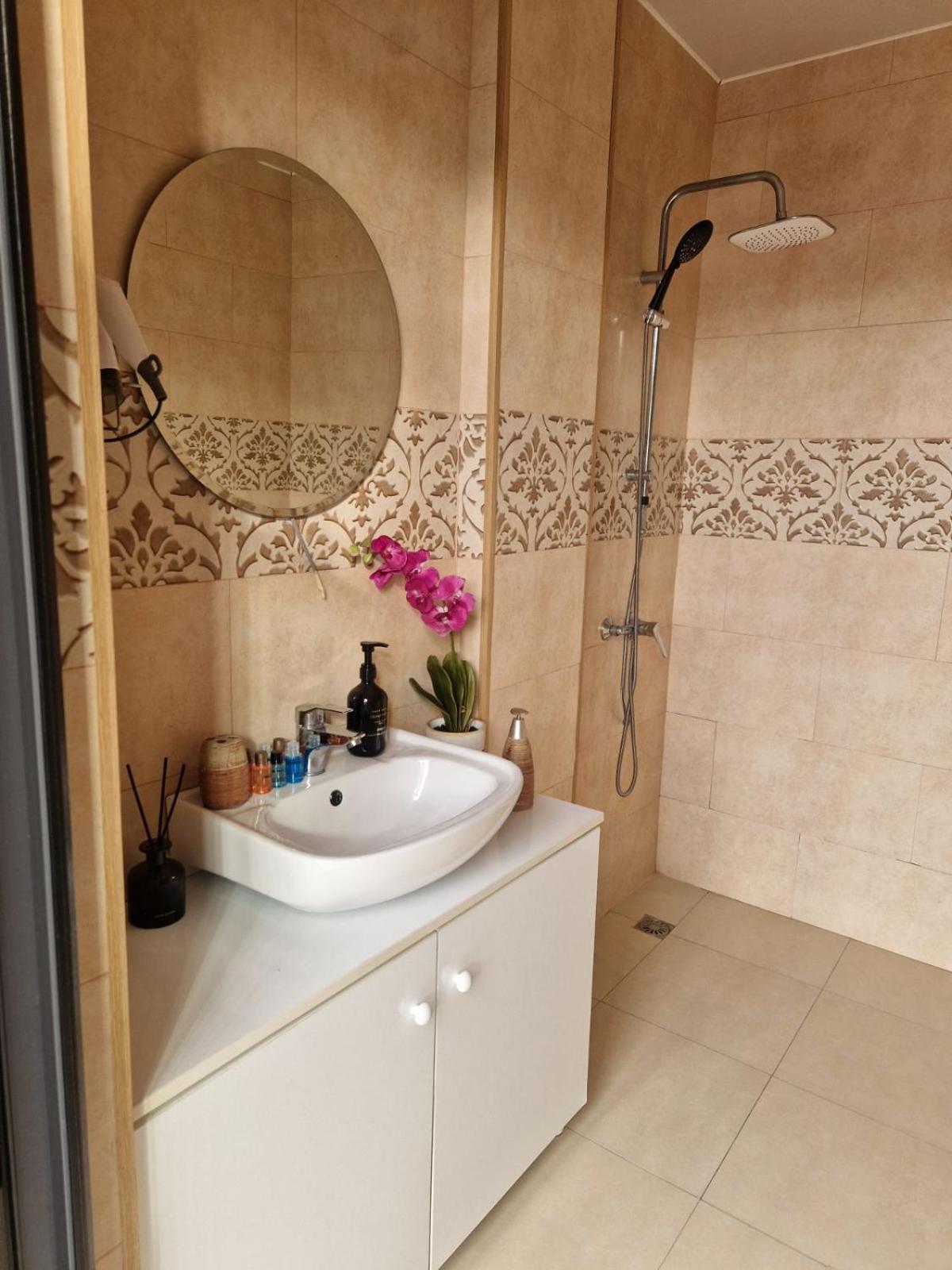 New House Kobuleti 2 Hotel Luaran gambar